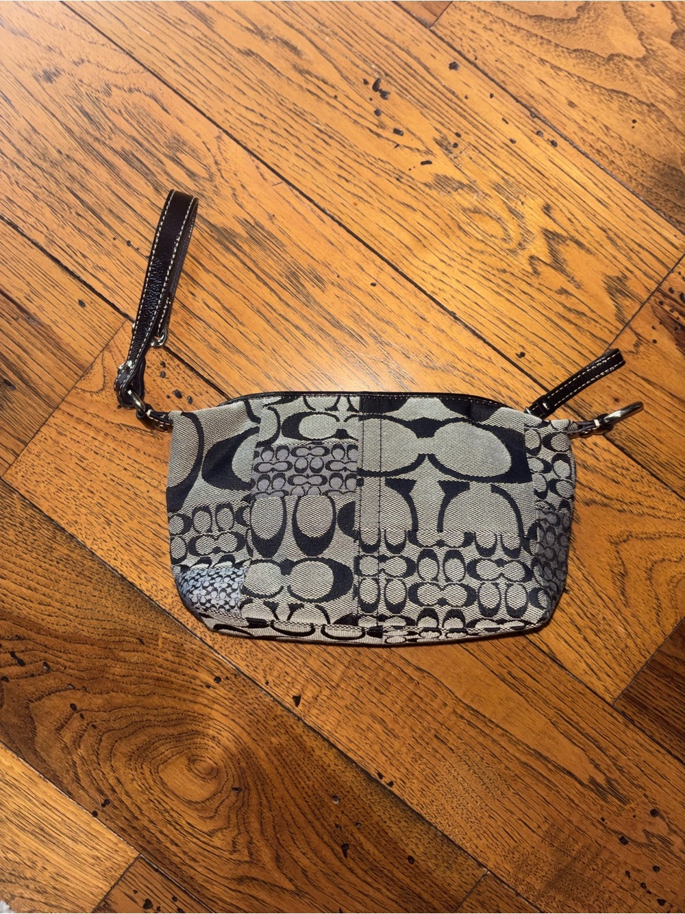 Y2K Vintage Coach Monogram Patchwork Signature Wristlet in Black and Grey - Picture 2 of 5